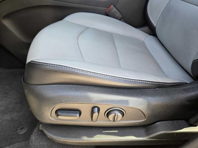 2020 Chevrolet Equinox Vehicle Photo in DENTON, TX 76210-9321