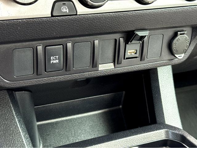 2022 Toyota Tacoma 2WD Vehicle Photo in Hinesville, GA 31313