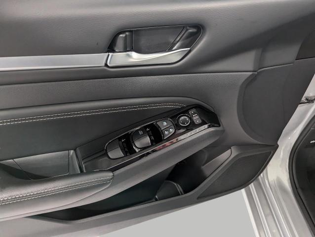2023 Nissan Altima Vehicle Photo in Oshkosh, WI 54901