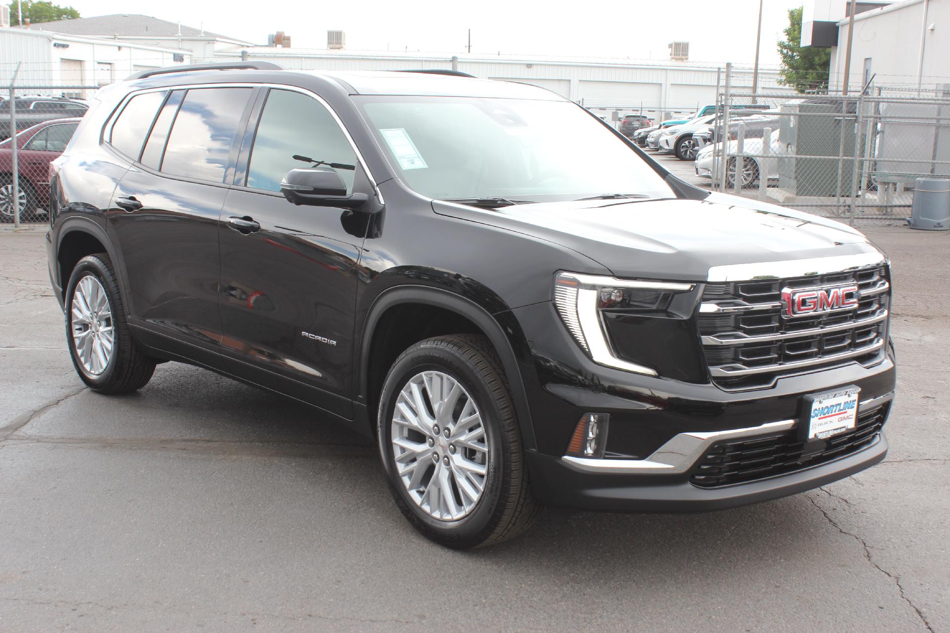 2025 GMC Acadia Vehicle Photo in AURORA, CO 80012-4011