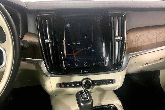 2021 Volvo S90 Vehicle Photo in Lees Summit, MO 64086