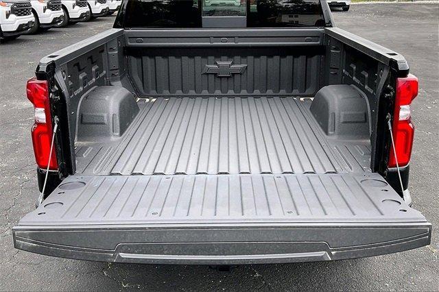2025 Chevrolet Silverado 1500 Vehicle Photo in INDEPENDENCE, MO 64055-1314