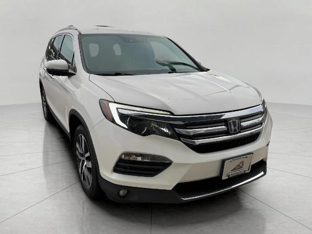 2018 Honda Pilot Vehicle Photo in Appleton, WI 54913
