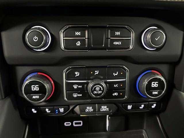 2023 Chevrolet Tahoe Vehicle Photo in Roslyn, NY 11576