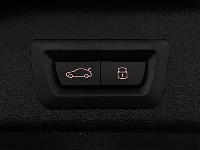 2025 BMW X5 xDrive40i Vehicle Photo in Appleton, WI 54913