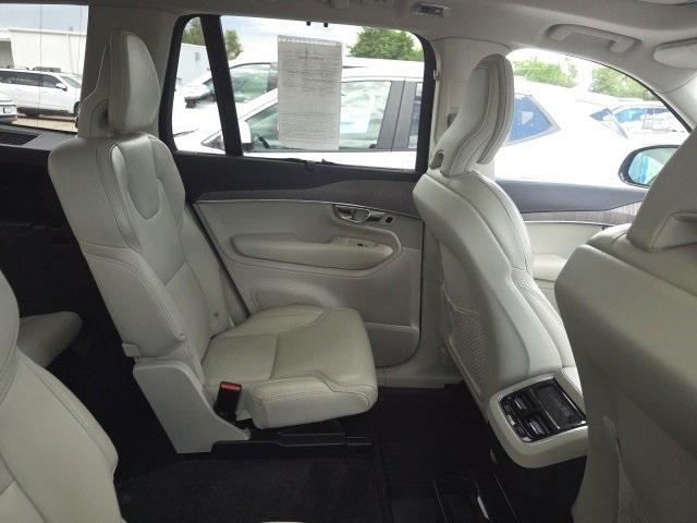 2022 Volvo XC90 Vehicle Photo in ENGLEWOOD, CO 80113-6708