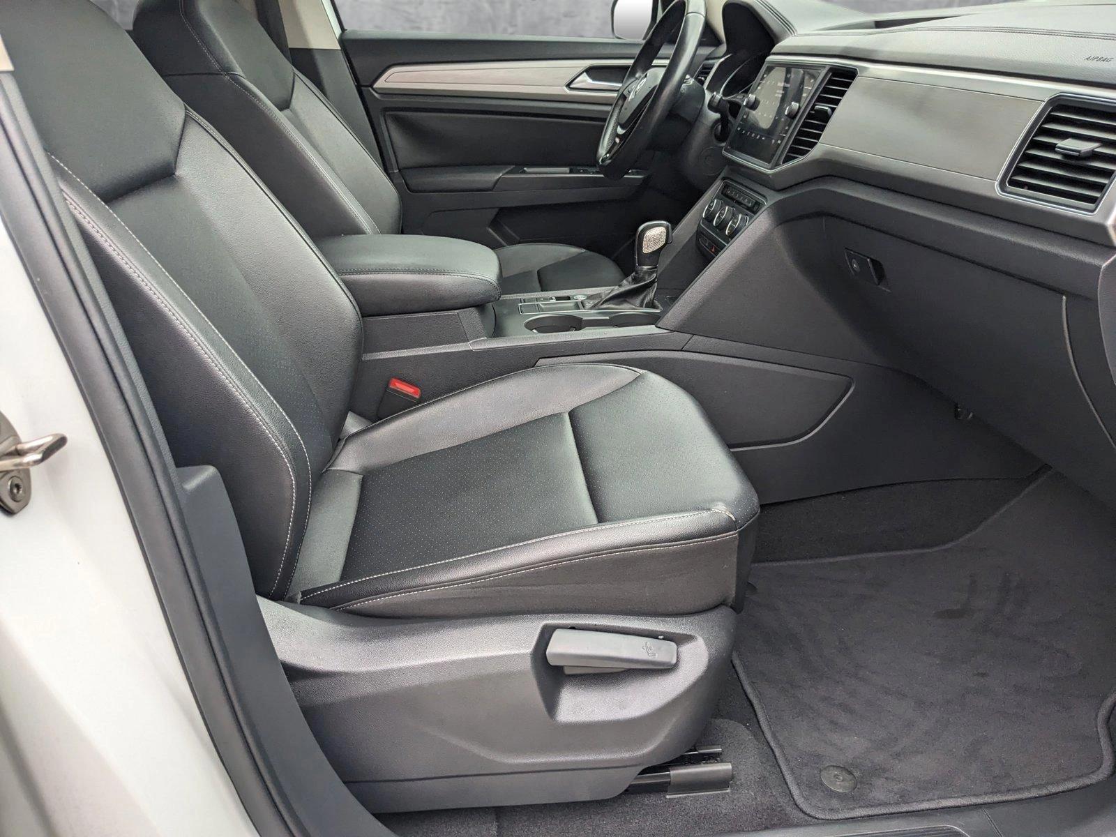 2019 Volkswagen Atlas Vehicle Photo in MIAMI, FL 33172-3015