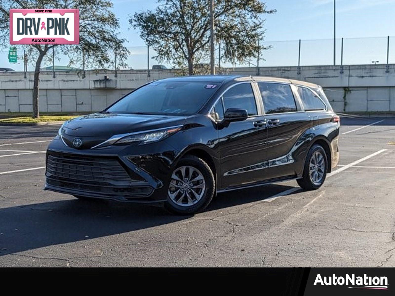 2021 Toyota Sienna Vehicle Photo in St. Petersburg, FL 33713