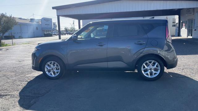 2023 Kia Soul Vehicle Photo in TURLOCK, CA 95380-4918