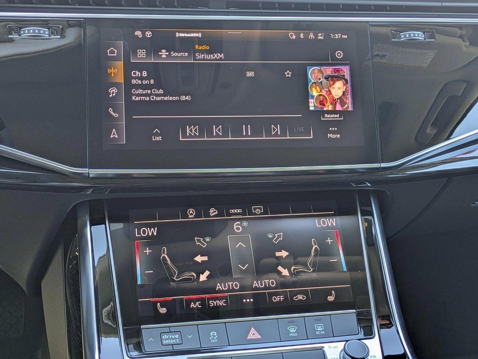 2025 Audi Q7 Vehicle Photo in Sarasota, FL 34231