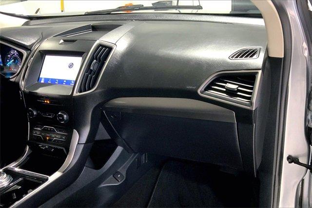 2020 Ford Edge Vehicle Photo in TOPEKA, KS 66609-0000