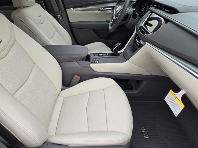 2025 Cadillac XT5 Vehicle Photo in Oklahoma City, OK 73114