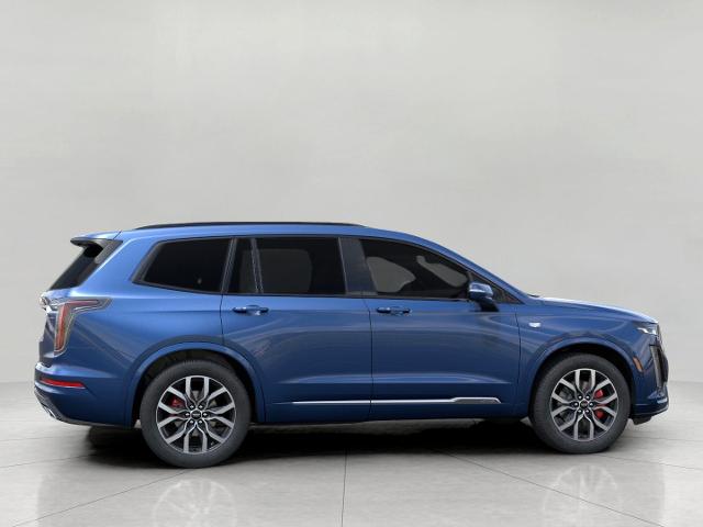 2025 Cadillac XT6 Vehicle Photo in GREEN BAY, WI 54303-3330