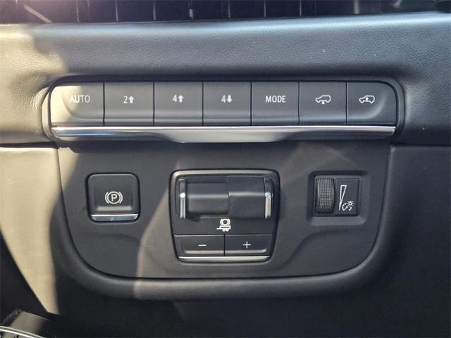 2025 Cadillac Escalade Vehicle Photo in Oklahoma City, OK 73114