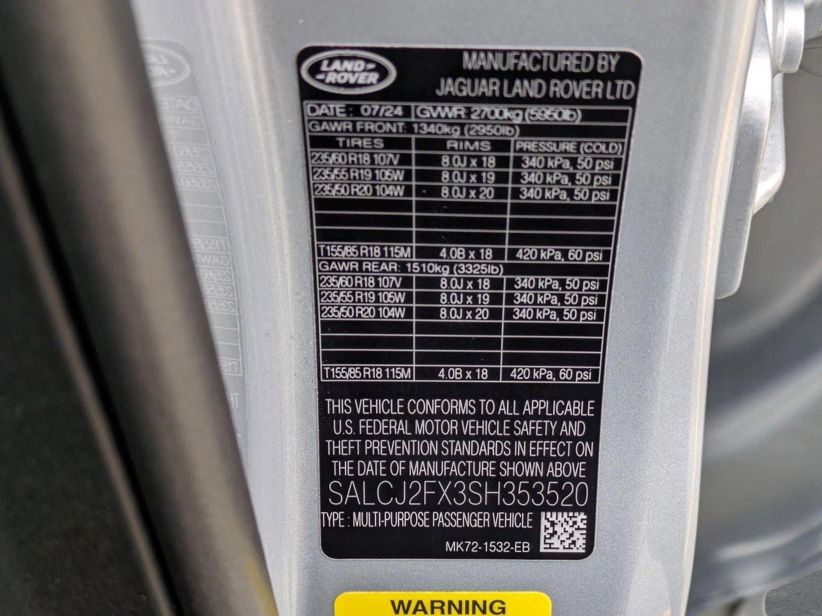 2025 Land Rover Discovery Sport Vehicle Photo in Bethesda, MD 20852