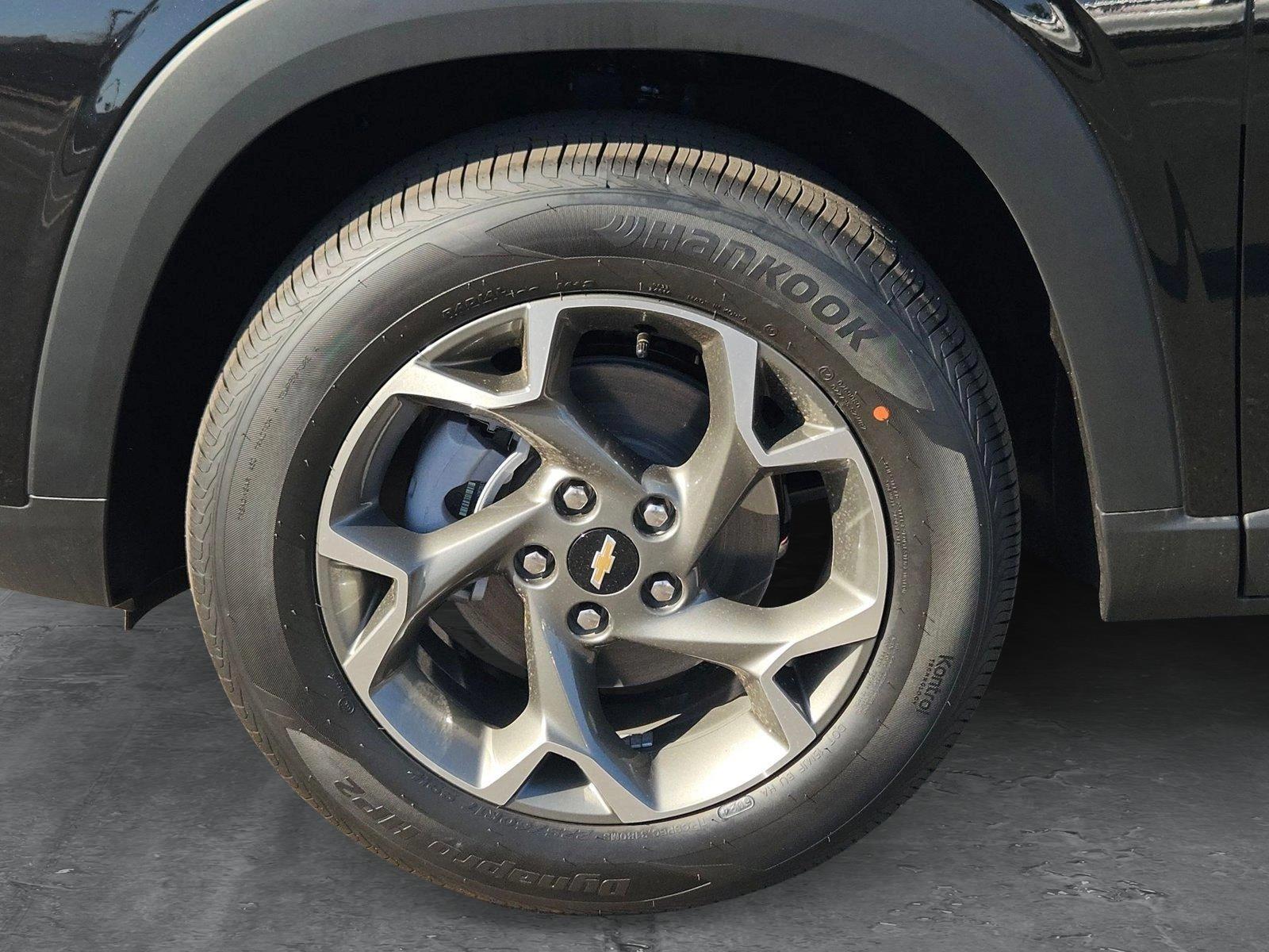 2025 Chevrolet Trax Vehicle Photo in MESA, AZ 85206-4395