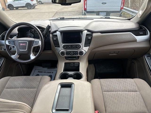 2015 GMC Yukon XL Vehicle Photo in MEDINA, OH 44256-9631