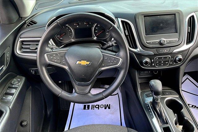 2022 Chevrolet Equinox Vehicle Photo in TOPEKA, KS 66609-0000