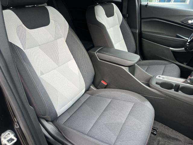 2024 Chevrolet Trax Vehicle Photo in BOSTON, NY 14025-9684