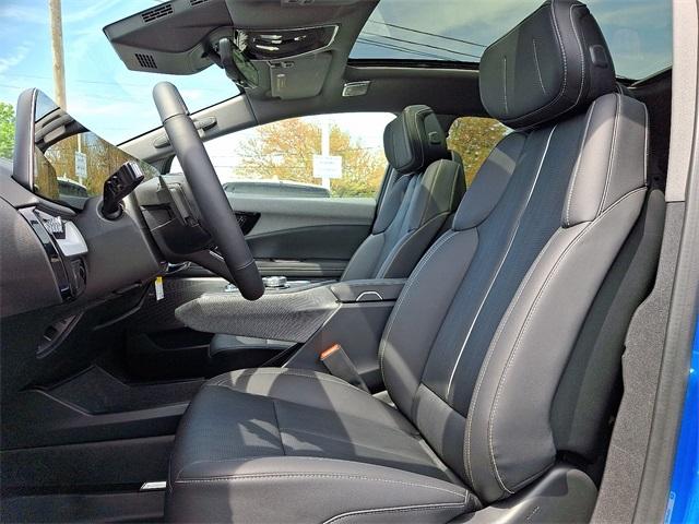 2025 Cadillac OPTIQ Vehicle Photo in ALLENTOWN, PA 18103-7399