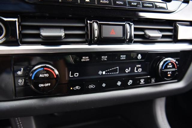 2023 Nissan Pathfinder Vehicle Photo in Ballwin, MO 63011