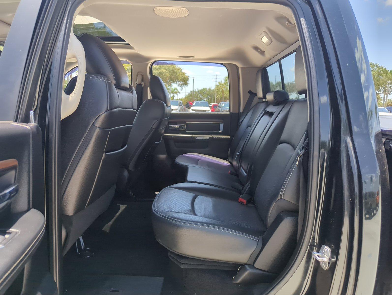 2019 Ram 1500 Classic Vehicle Photo in Pembroke Pines, FL 33027