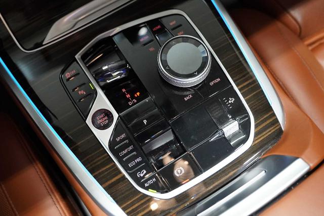2024 BMW X7 xDrive40i Vehicle Photo in GRAPEVINE, TX 76051