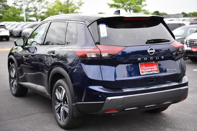 2025 Nissan Rogue Vehicle Photo in Ballwin, MO 63011