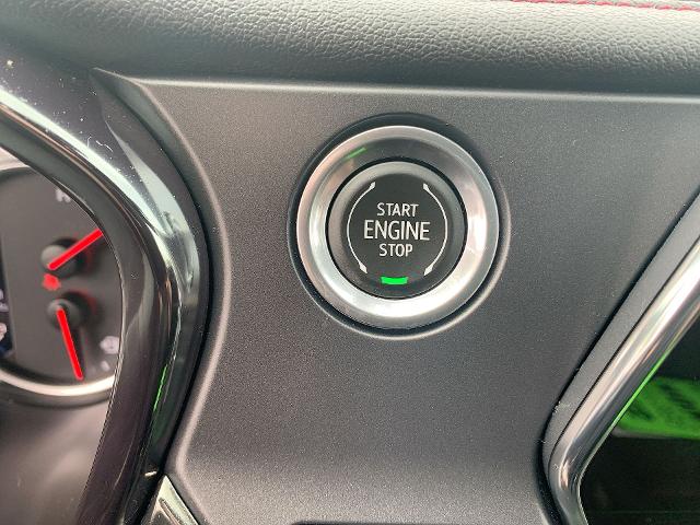 2020 Chevrolet Blazer Vehicle Photo in MOON TOWNSHIP, PA 15108-2571