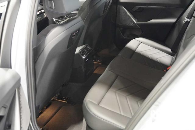 2025 BMW 540i xDrive Vehicle Photo in GRAPEVINE, TX 76051