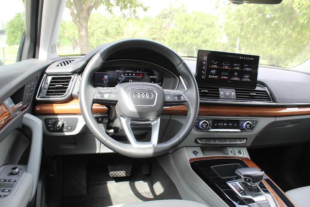 2022 Audi Q5 Vehicle Photo in HOUSTON, TX 77090