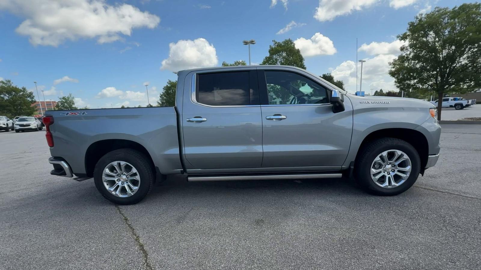 2025 Chevrolet Silverado 1500 Vehicle Photo in BENTONVILLE, AR 72712-4322
