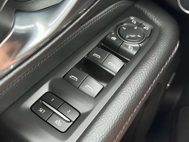 2023 GMC Yukon XL Vehicle Photo in MADISON, WI 53713-3220