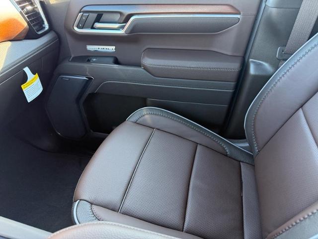 2025 GMC Sierra 1500 Vehicle Photo in COLUMBIA, MO 65203-3903