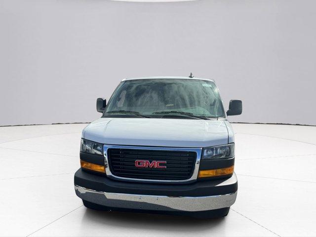 2023 GMC Savana Cargo Van Vehicle Photo in LEOMINSTER, MA 01453-2952