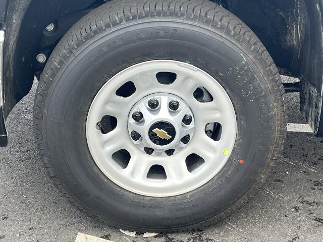 2025 Chevrolet Silverado 2500 HD Vehicle Photo in GARDNER, MA 01440-3110
