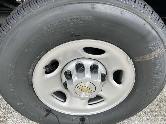 2025 Chevrolet Express Cargo 2500 Vehicle Photo in ALCOA, TN 37701-3235