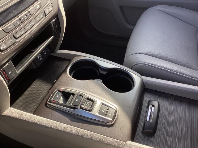 2022 Honda Pilot Vehicle Photo in Gardner, MA 01440
