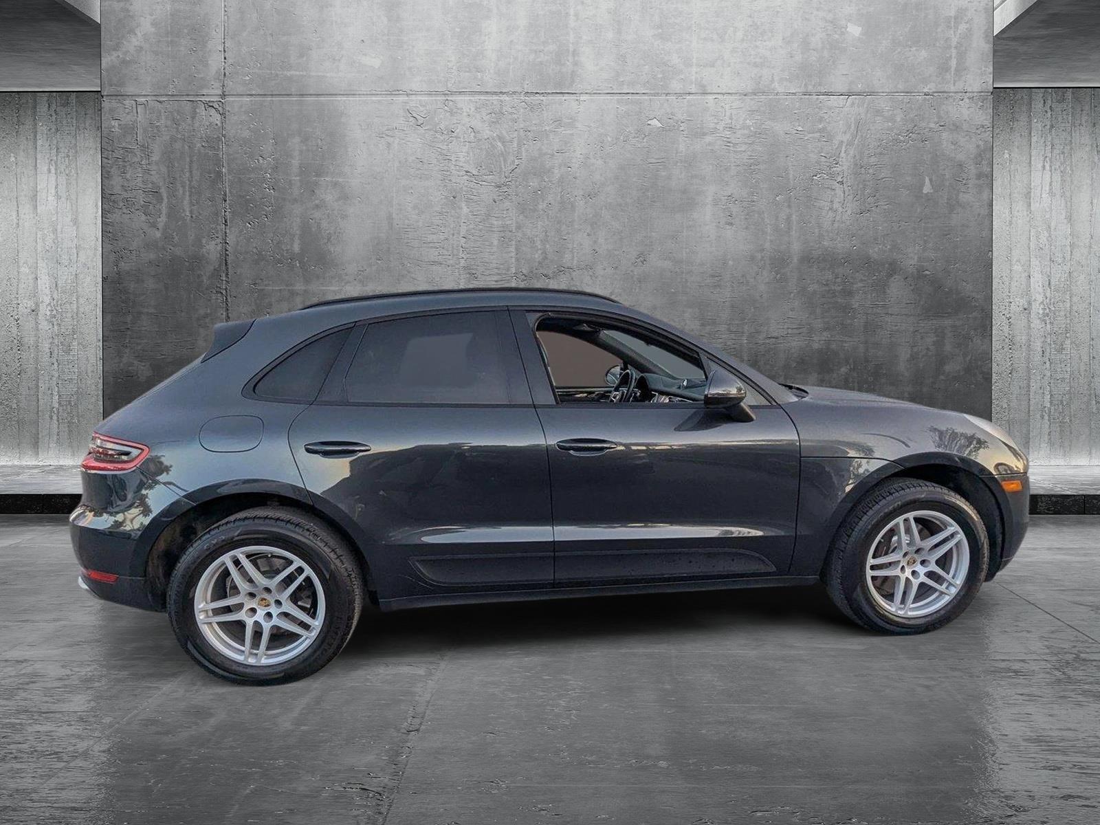 2018 Porsche Macan Vehicle Photo in Miami, FL 33169