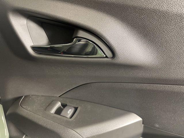2025 Chevrolet Trax Vehicle Photo in PHOENIX, AZ 85014-3381