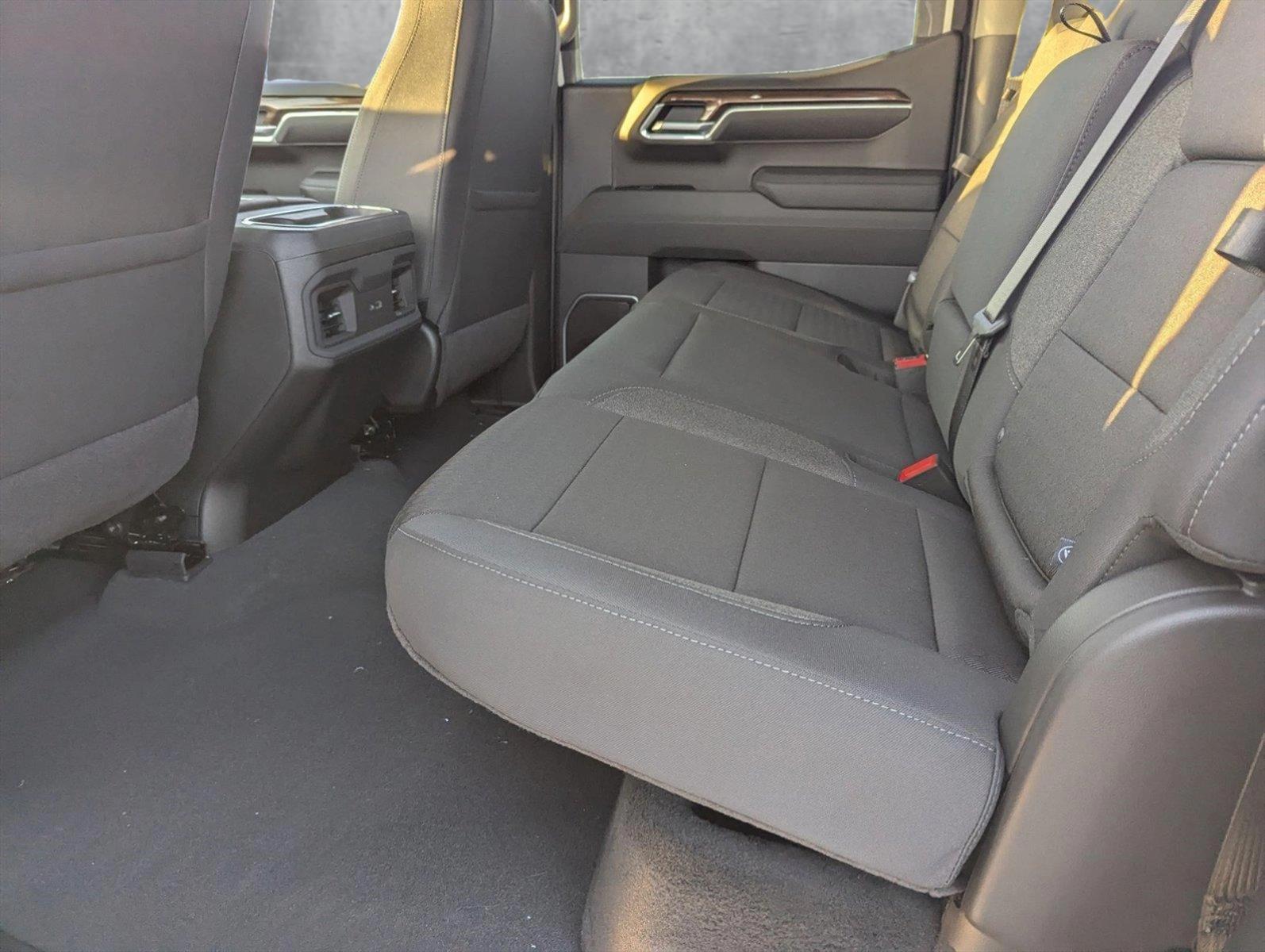 2025 Chevrolet Silverado 1500 Vehicle Photo in PEMBROKE PINES, FL 33024-6534