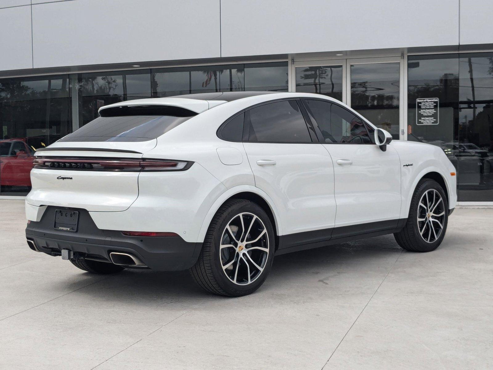 2024 Porsche Cayenne Vehicle Photo in Maitland, FL 32751