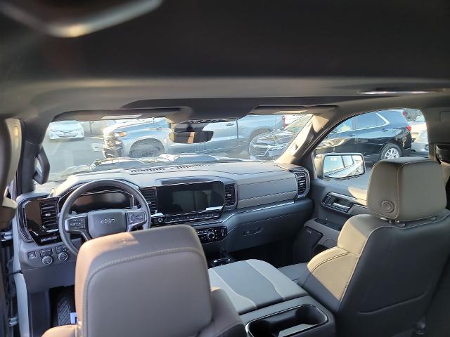 2024 Chevrolet Silverado 1500 Vehicle Photo in LA MESA, CA 91942-8211