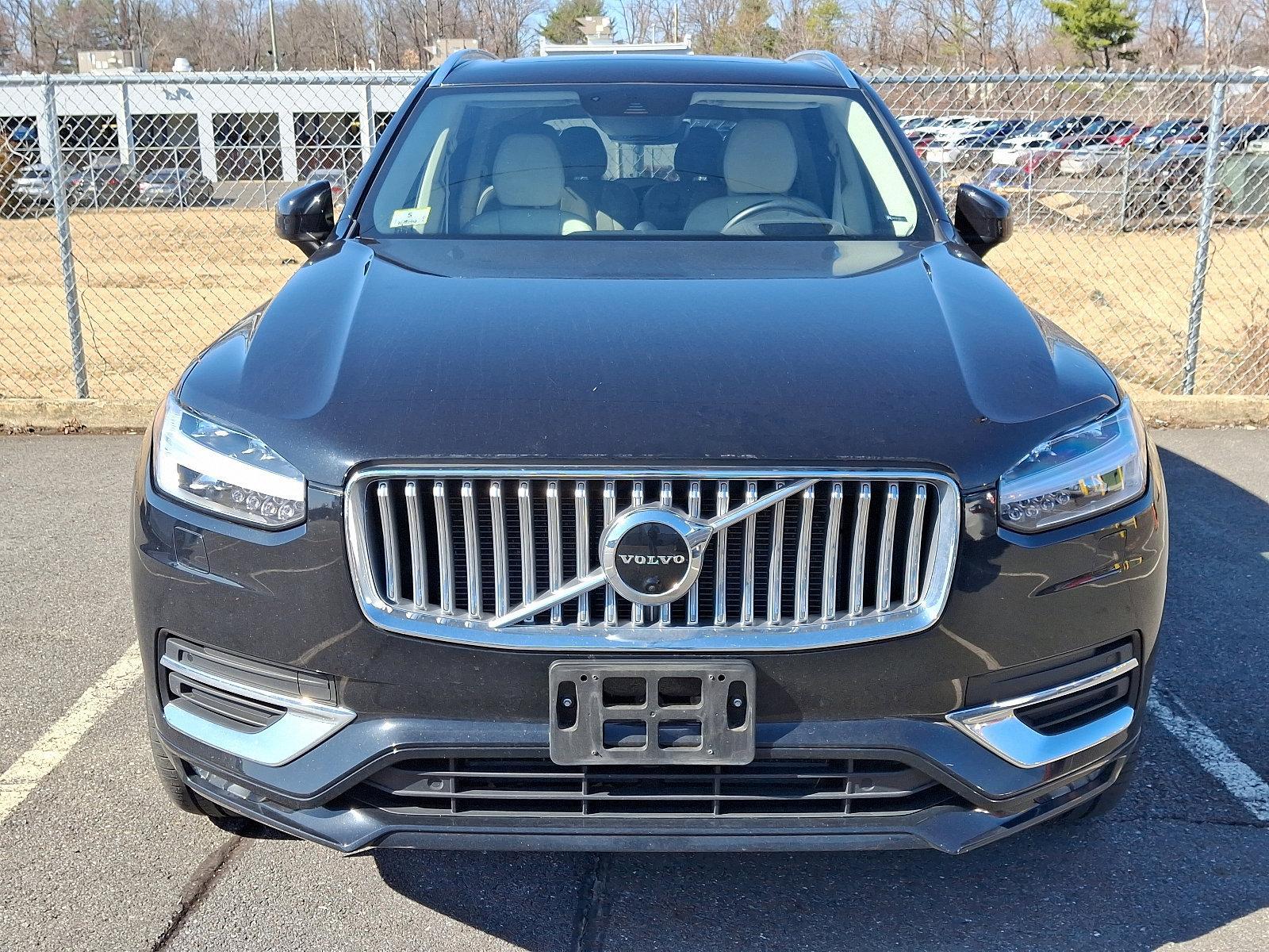2022 Volvo XC90 Vehicle Photo in Trevose, PA 19053