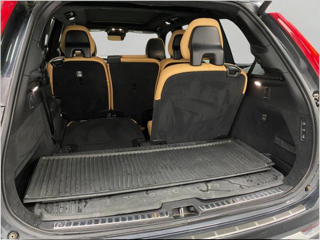 2022 Volvo XC90 Vehicle Photo in Appleton, WI 54913