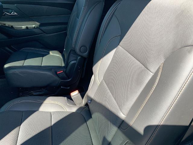2020 Chevrolet Traverse Vehicle Photo in MOON TOWNSHIP, PA 15108-2571