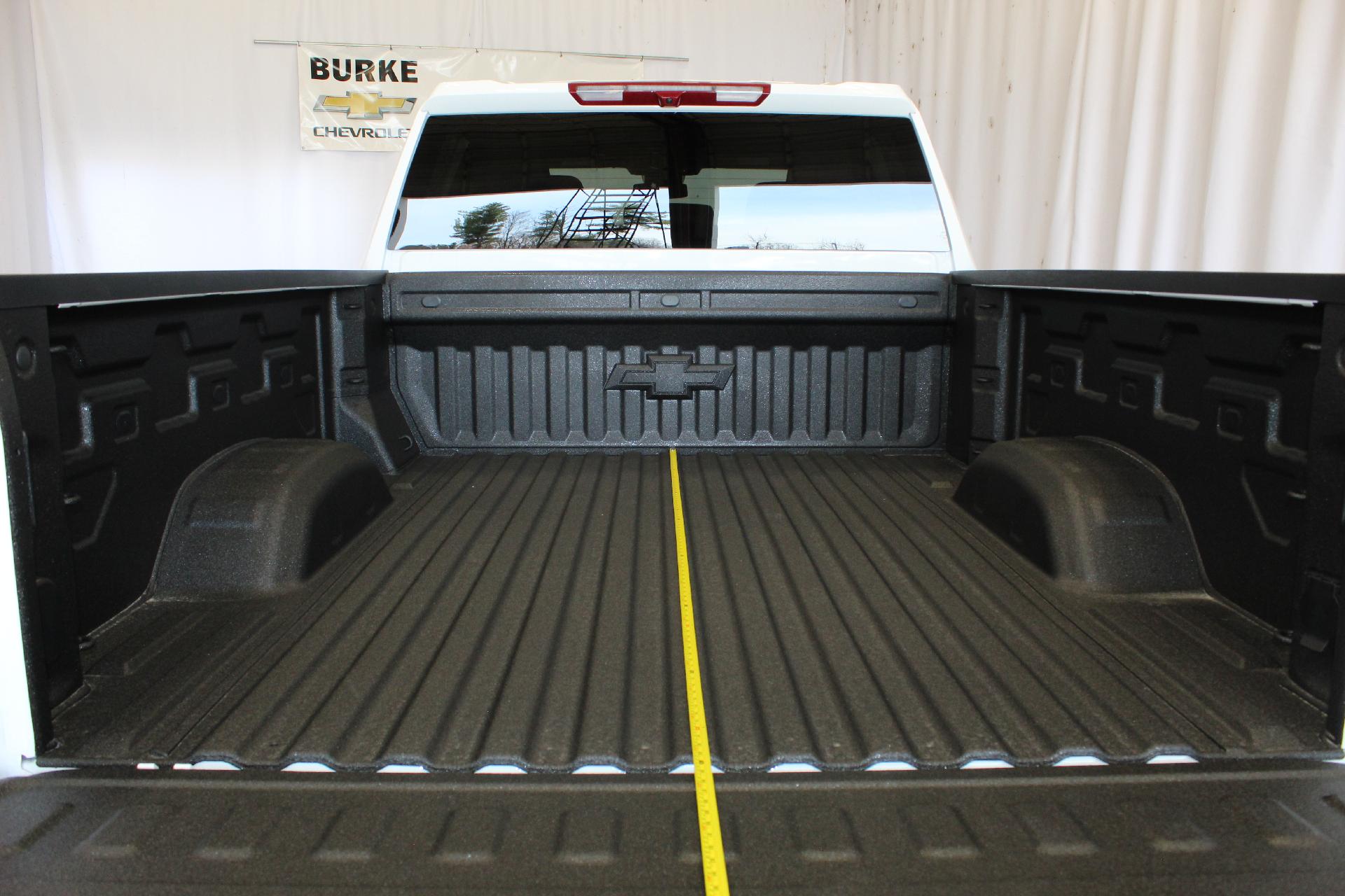 2025 Chevrolet Silverado 2500 HD Vehicle Photo in NORTHAMPTON, MA 01060-1120