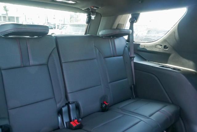 2025 Chevrolet Tahoe Vehicle Photo in VENTURA, CA 93003-8585
