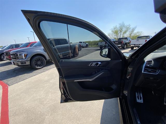 2022 BMW X5 sDrive40i Vehicle Photo in Greenville, TX 75402