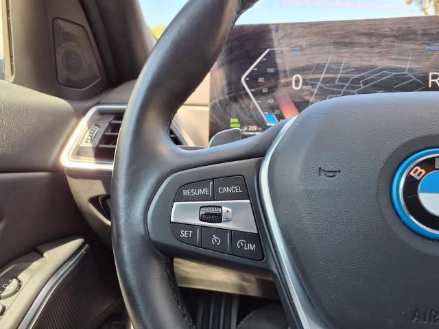 2024 BMW 330e Vehicle Photo in Tampa, FL 33612